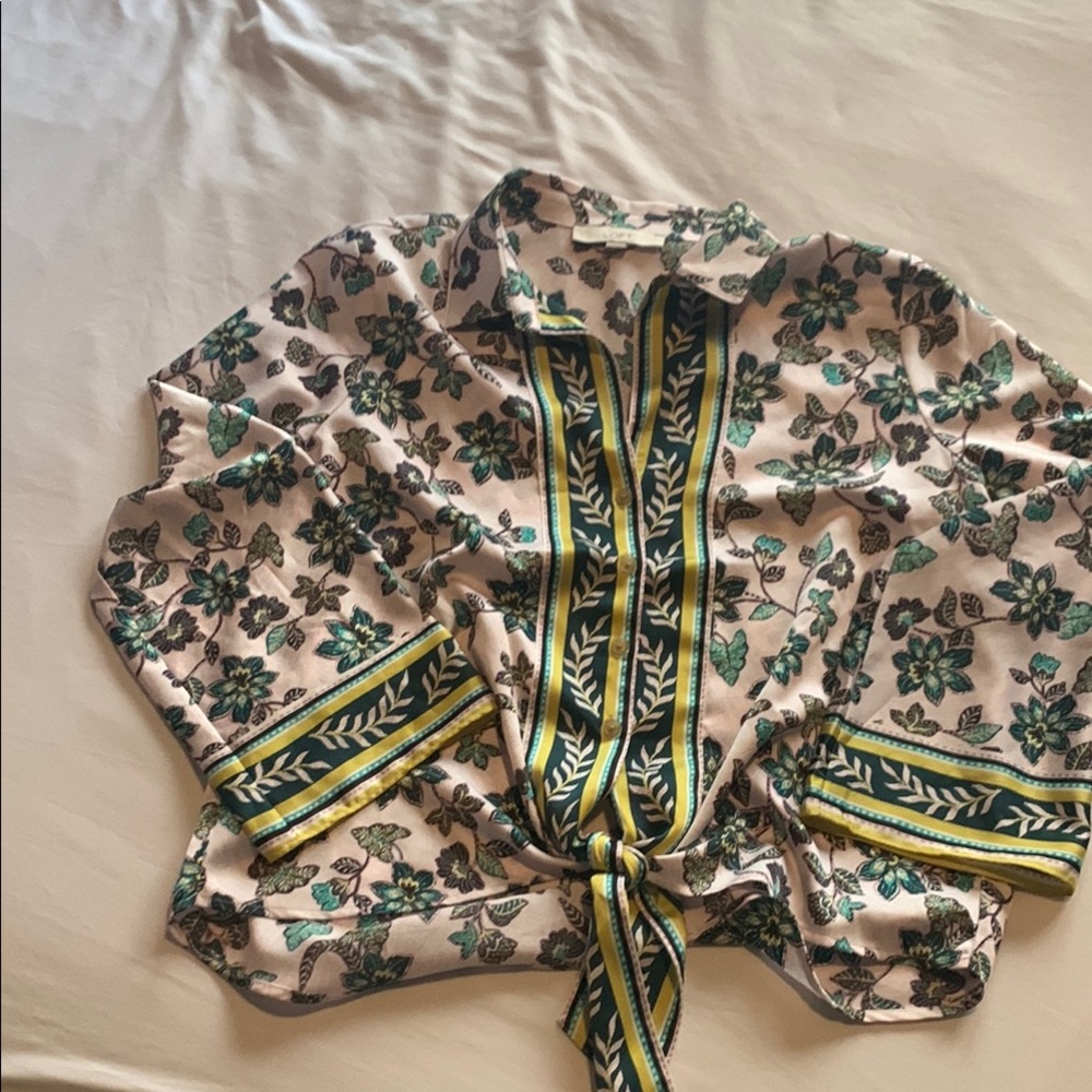 Floral Tie-Front Blouse